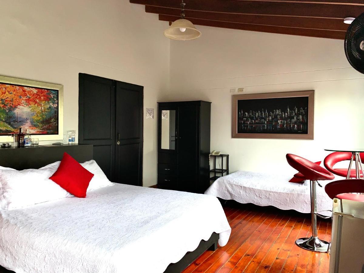 Hotel Lleras Premium #1 Medellín Kültér fotó