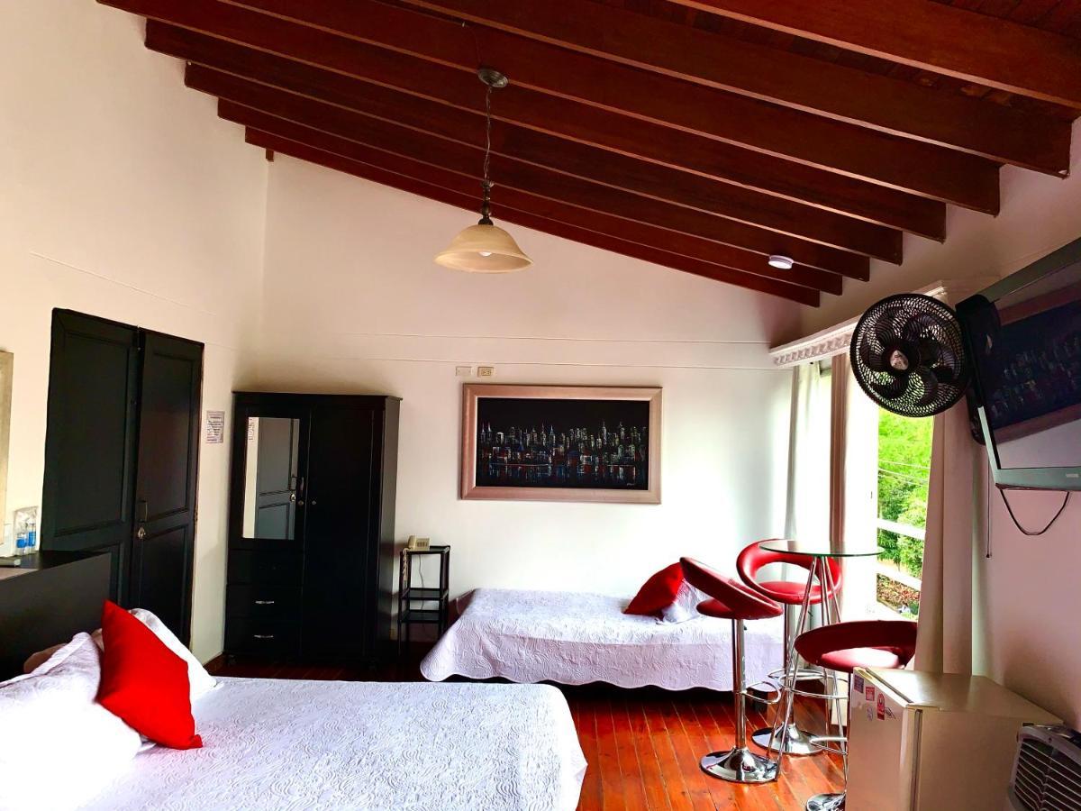 Hotel Lleras Premium #1 Medellín Kültér fotó