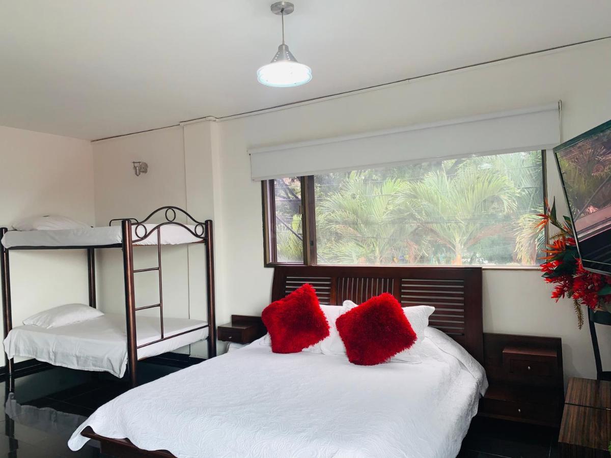 Hotel Lleras Premium #1 Medellín Kültér fotó