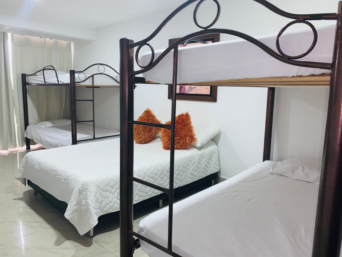 Hotel Lleras Premium #1 Medellín Kültér fotó