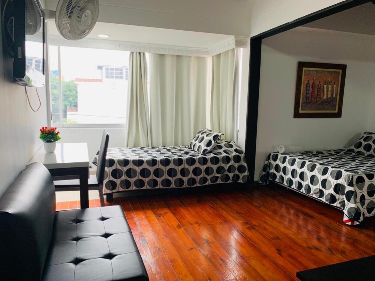 Hotel Lleras Premium #1 Medellín Kültér fotó